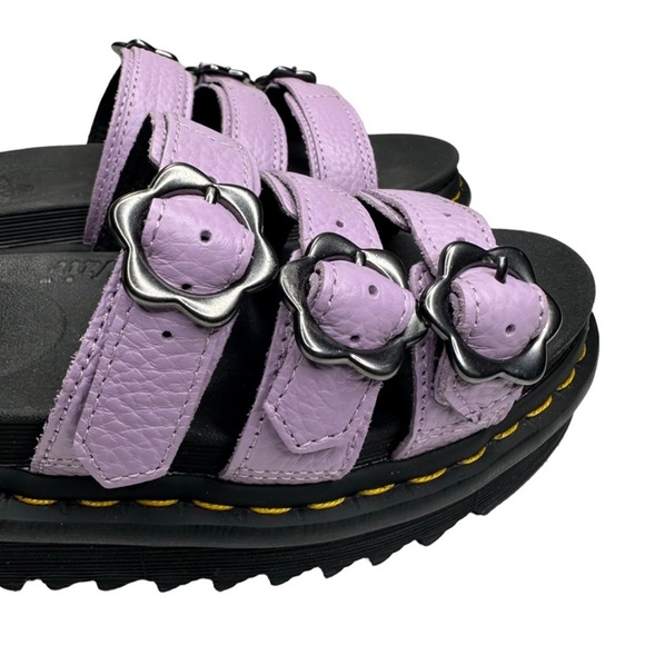 Dr. Martens Women's Blaire Slide Sandal in Lilac. Sz: 7 - Picture 7 of 11